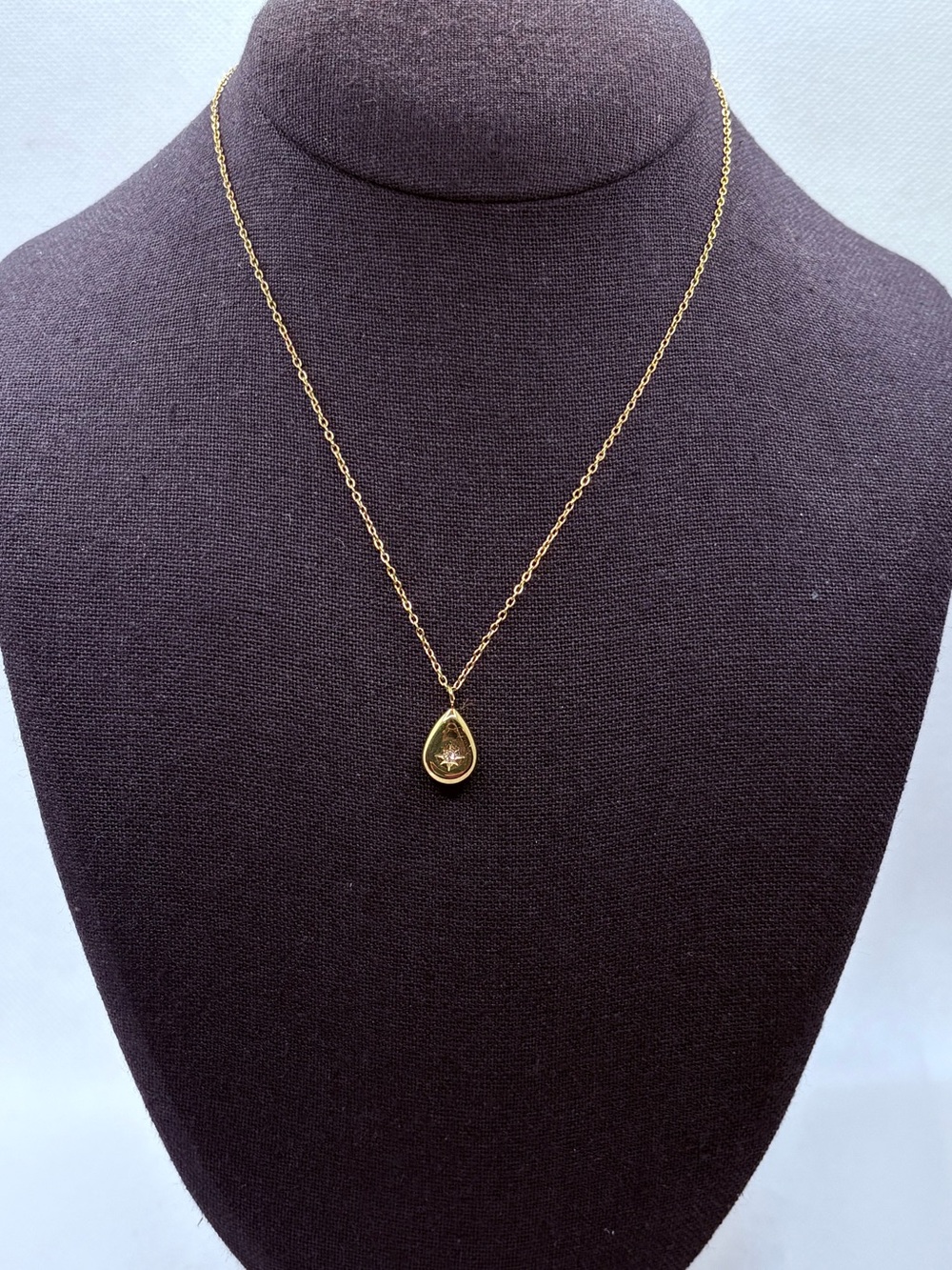 Vintage Retro Teardrop Pendant Necklace Stainless Steel Goldtone CZ Star Accent